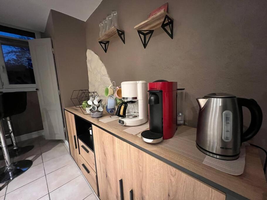 Les 4 Chenes - T2 Refait A Neuf Apartment Le Pont-de-Beauvoisin ภายนอก รูปภาพ