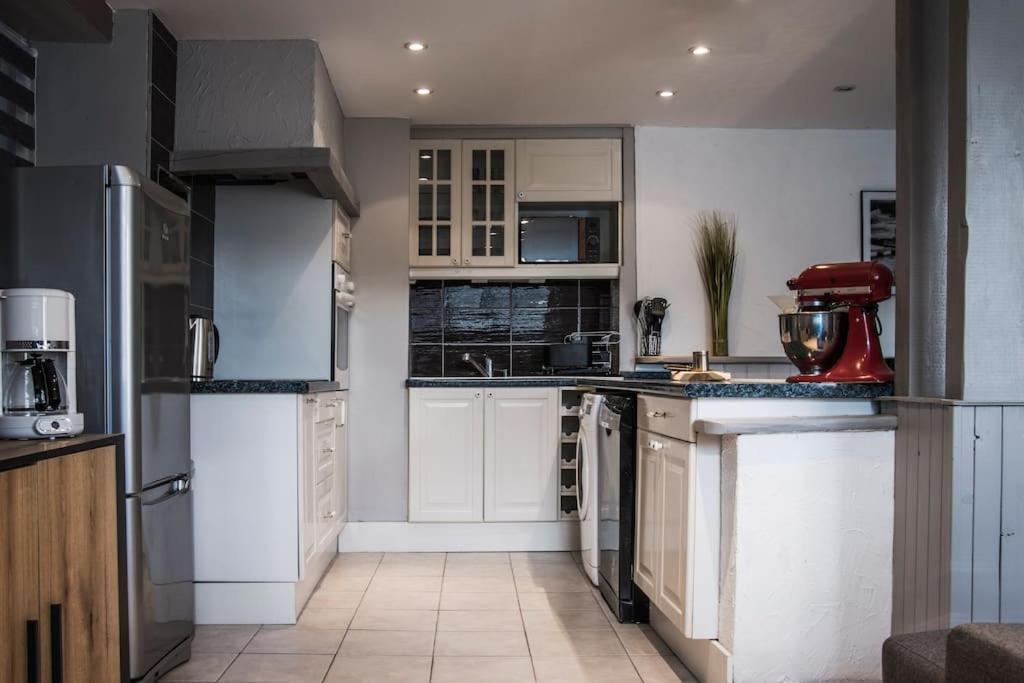 Les 4 Chenes - T2 Refait A Neuf Apartment Le Pont-de-Beauvoisin ภายนอก รูปภาพ